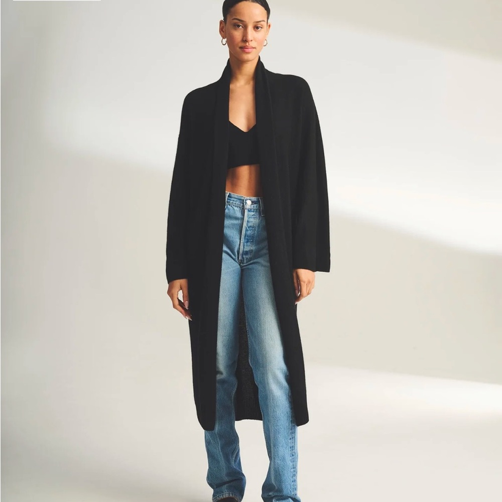 Lightweight reversible cashmere shawl duster